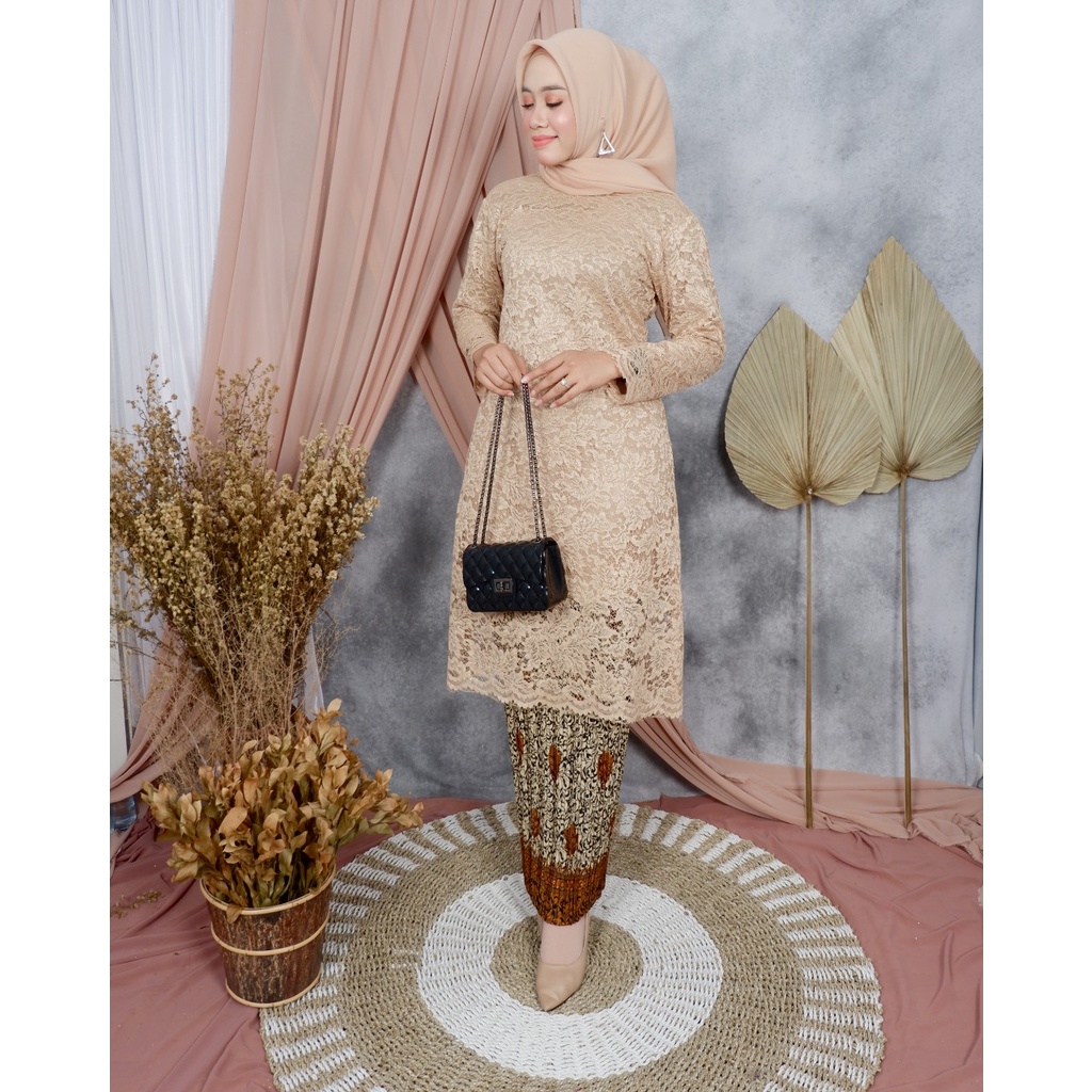 Set Kebaya Brokat Rok Plisket Kebaya Wisuda Kebaya Moderen Kebaya Pesta Galery.Sabeena kabaya