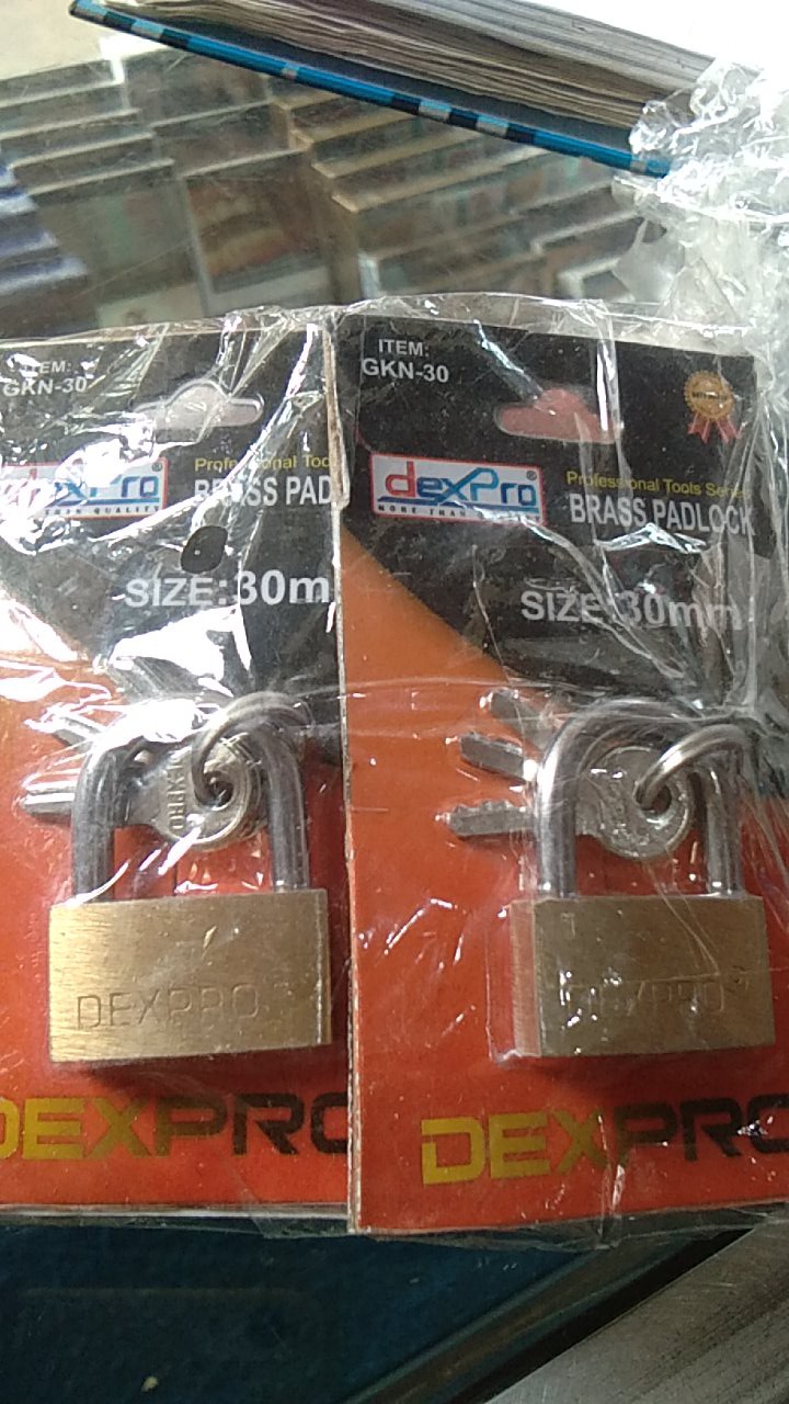 Gembok Kuning Ukuran 30mm Dexpro