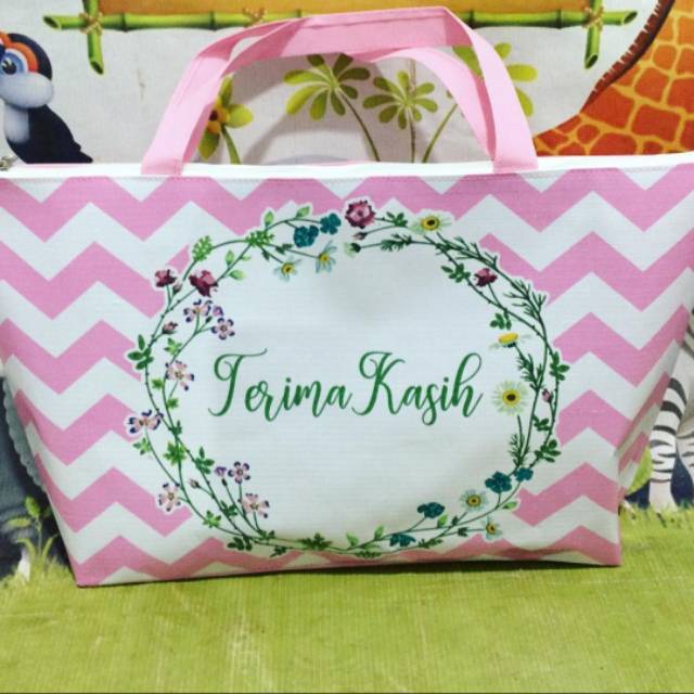 

Tas souvenir toko/hajatan