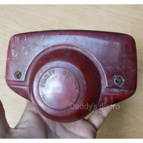 Lampu Belakang Stop Stoplamp Honda Cb Cb100 100 Cb125 125 S90z Benly S110 Original Stanley Shopee Indonesia