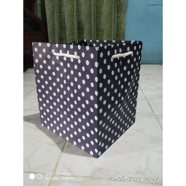 

Paperbag R10 K polkadot ( 23.20.22 )