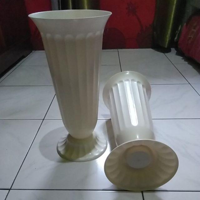 Vas Piala Ukuran Sedang Tinggi 33 Cm