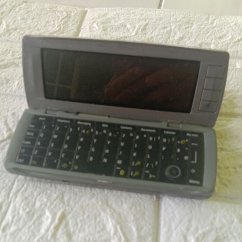 Hp Nokia  comunicator 9500 mesin hidup