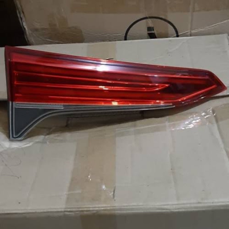 Stoplamp Lampu Belakang Fortuner VRZ TRD Fullset Like New