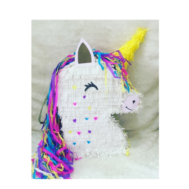 

Pinata unicorn