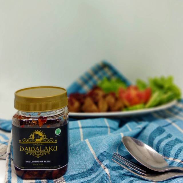

Sambal bawang Dawalaku varian cumi
