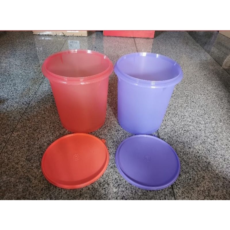 Tupperware Giant Canister