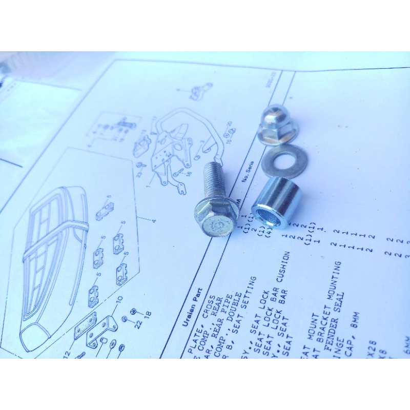 Baut Bosh Set Begel Belakang Honda C700 C800 Supercup Original