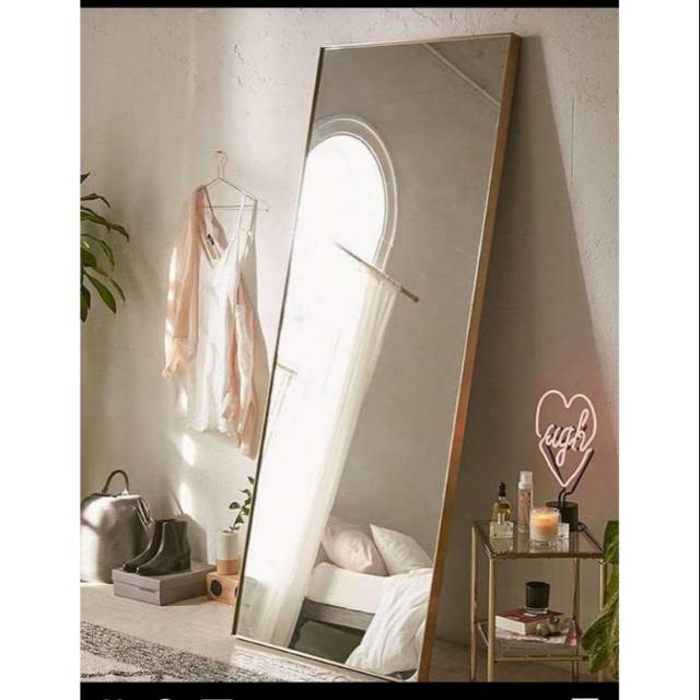 Standing mirror, Cermin berdiri