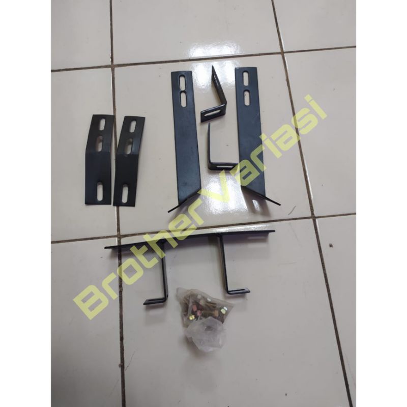 Brecket besi tanduk depan mobil rush terios old lama 2007-2015