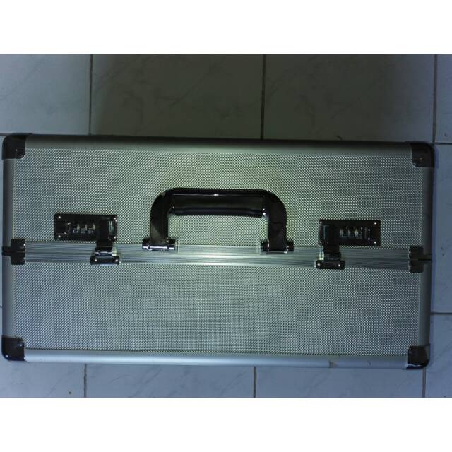 beauty case madium preloved