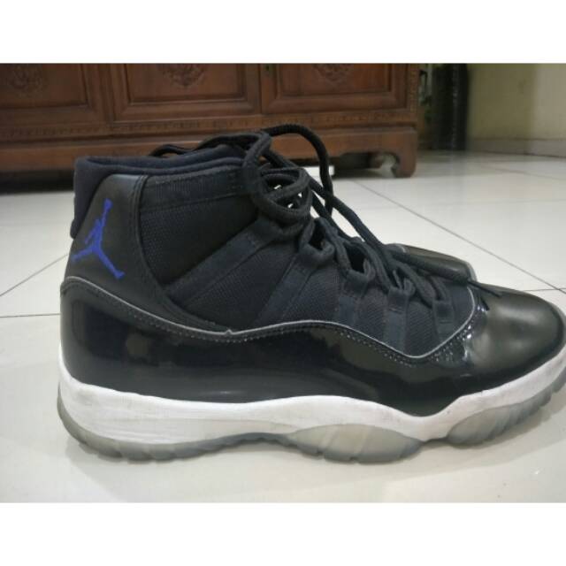 Air Jordan 11 Space Jam Original