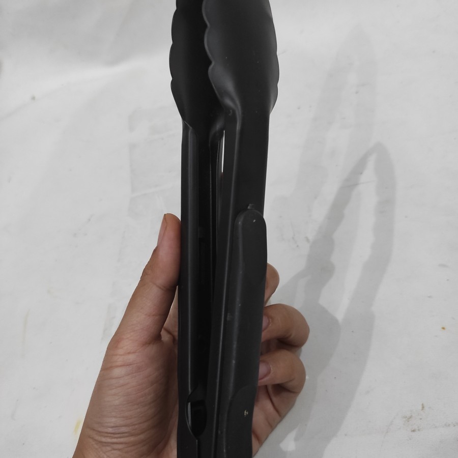 Food Tong tongs jepit Capit Capitan Gorengan makanan Kue tebal pendek hitam