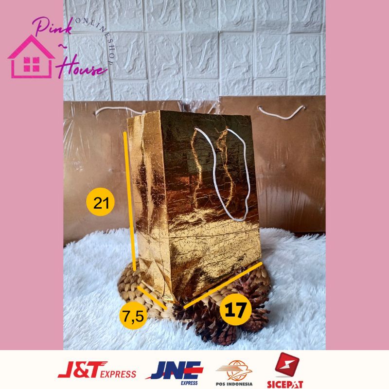 

PAPER BAG TAS KERTAS POLOS EMAS / UK P 17 X L 7,5 X T 21