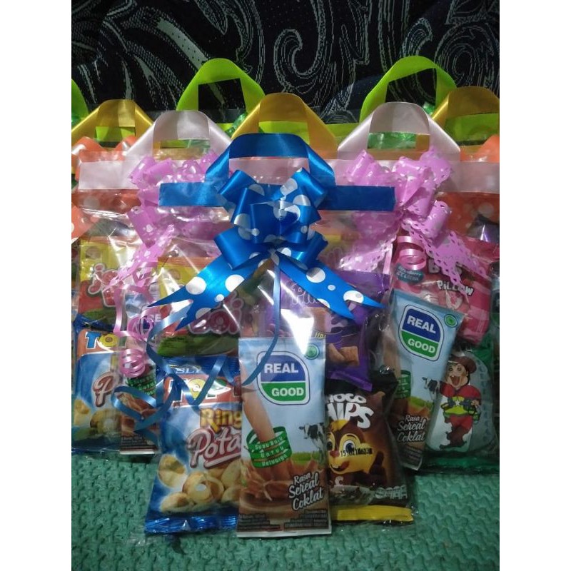 

Snack Ulang Tahun Anak - Bingkisan Ulang Tahun Anak - Snack Ultah