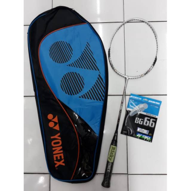 RAKET BADMINTON YONEX CARBONEX 8000 N - GRATIS SENAR YONEX BG 66 -COVER YONEX SUNR 184TB - ORIGINAL