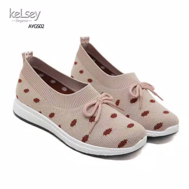 SEPATU KELSEY