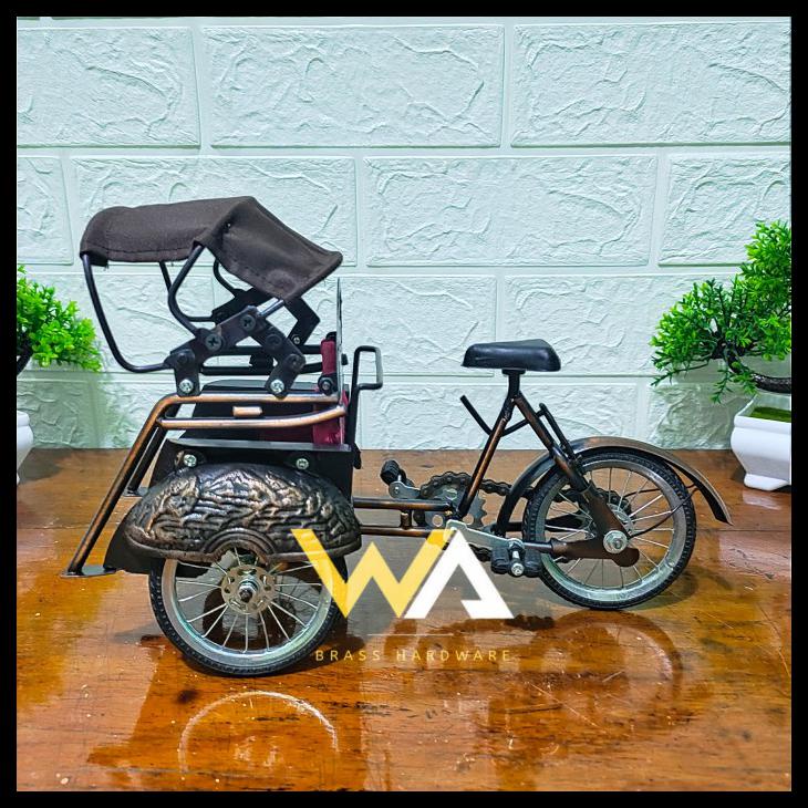 MINIATUR BECAK JAWA / BECAK JOGJA