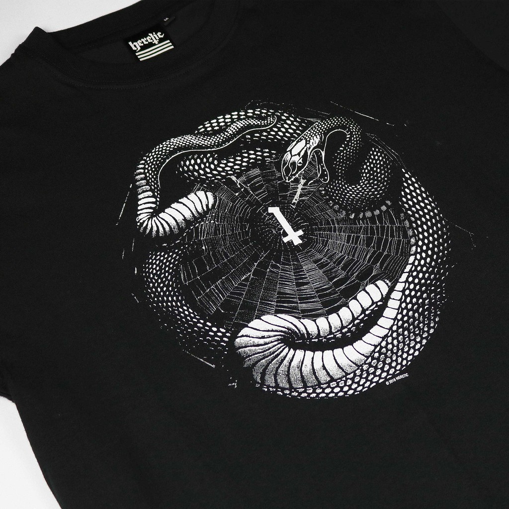 Heretic - T-Shirt - Webbed Snake