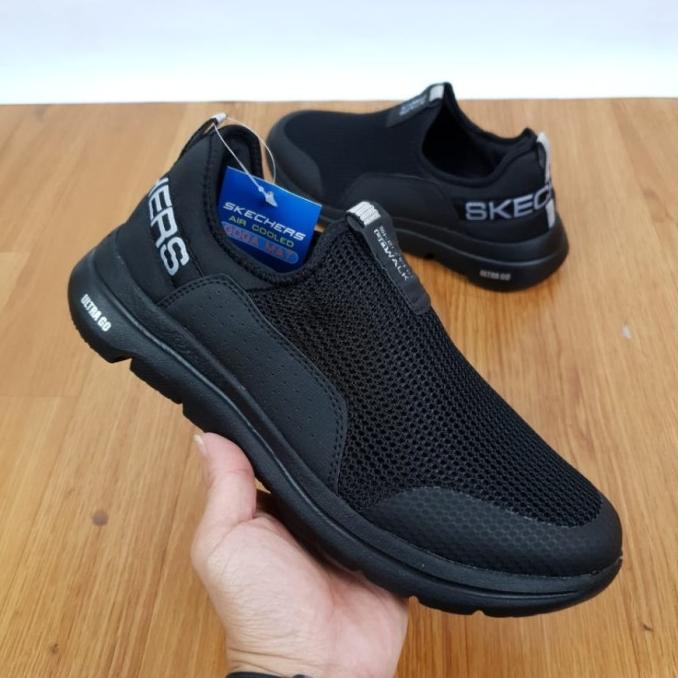 Sepatu Skechers Pria/Skechers Go Walk 5 Downdraft / Skecher /Fullblack Nur_Hafshah