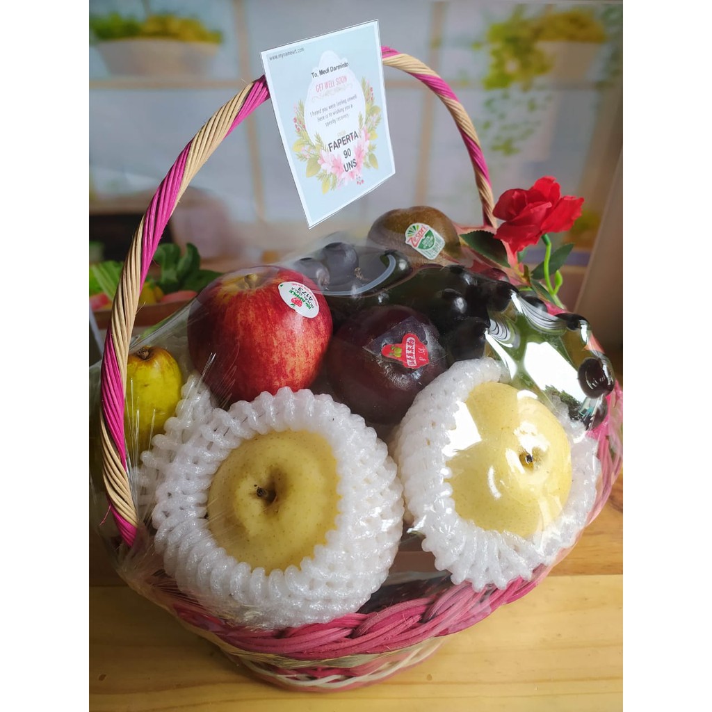 

Parcel Buah Get Well Soon Alumni Kampus