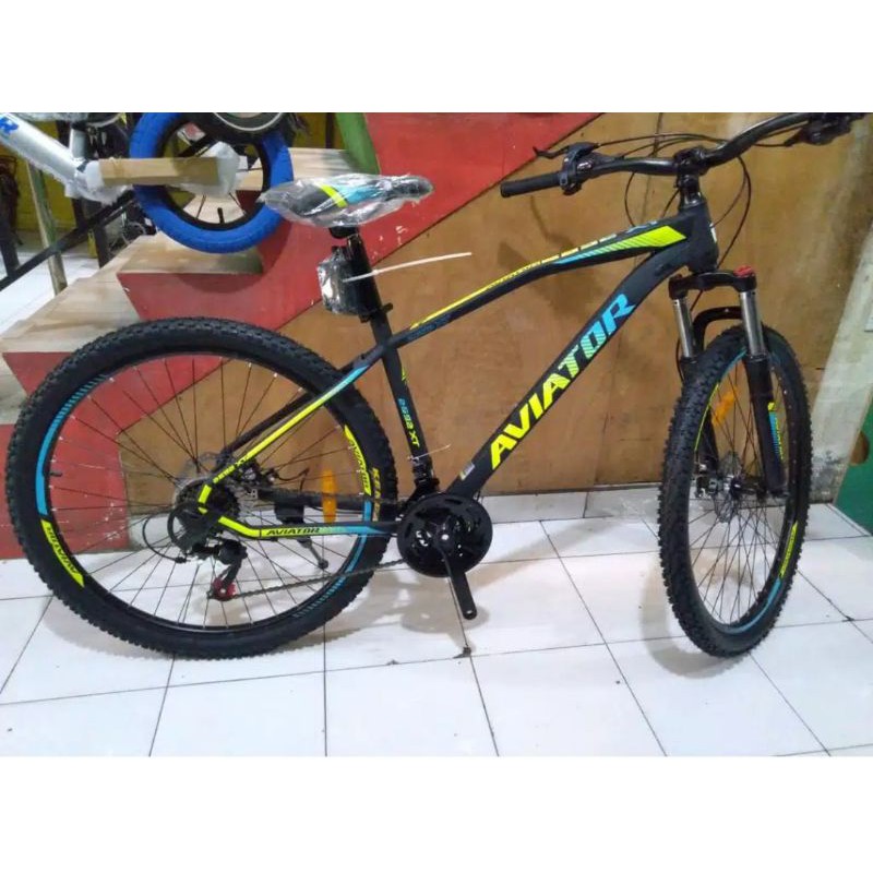 [MTB] Sepeda gunung polygon xtrada 6 tahun 2019 ring 27,5 frame alloy murah