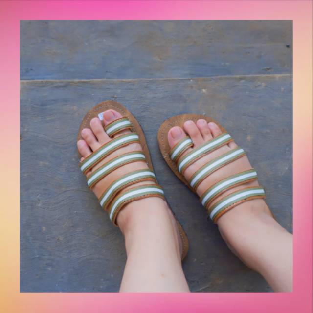 Sandal bohemian / sandal lucu / sandal unik / sandal lampung