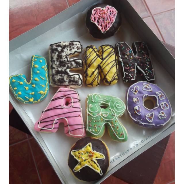 

Donat Huruf Angka, Donat Ulang Tahun, Donat kekinian,