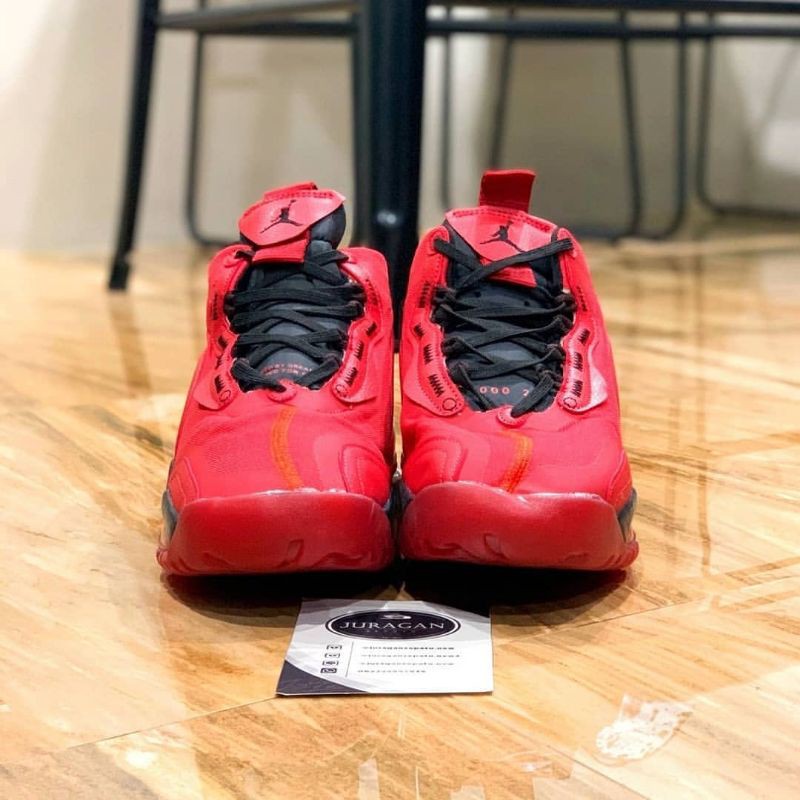 Jordan Aerospace 720 &quot;Raging Bull&quot;