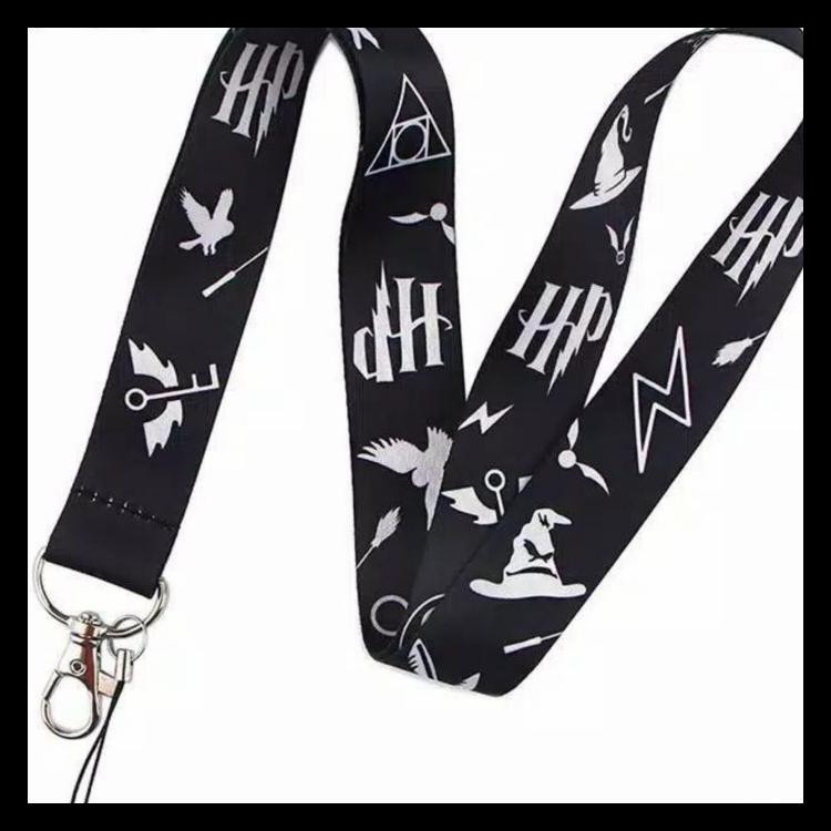 

Lanyard Tali Gantungan Leher Id Card Strap Harry Potter Printing - Hitam Kode 330