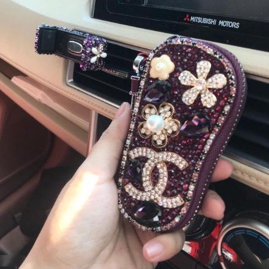 DOMPET KOTAK // Gantungan Kunci Mobil DAD crown chanel bling blink impor kulit ungu