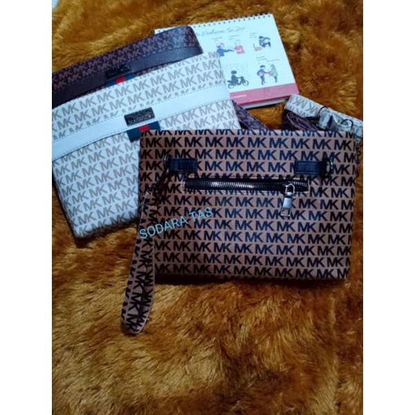 tas selempang Clutch ggc+mmcTali tangan + tali selempang size 28x18cm