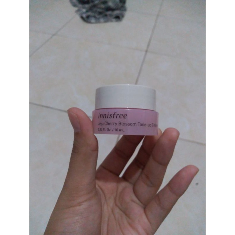 Preloved Innisfree Jeju Cherry Blossom Tone Up Cream