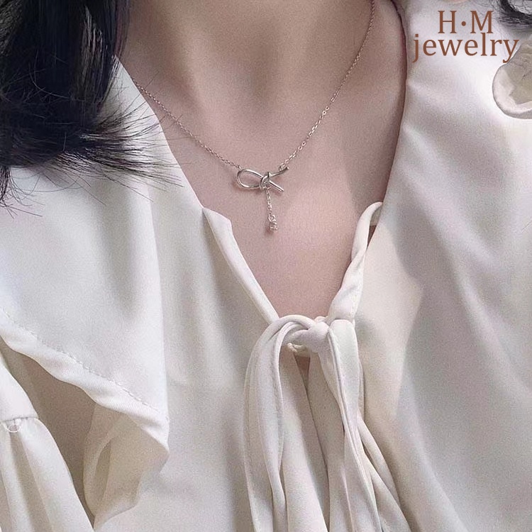 Kalung Rantai Sterling Silver 925 Dengan Liontin Pita Rumbai Hias Berlian Imitasi Untuk Wanita