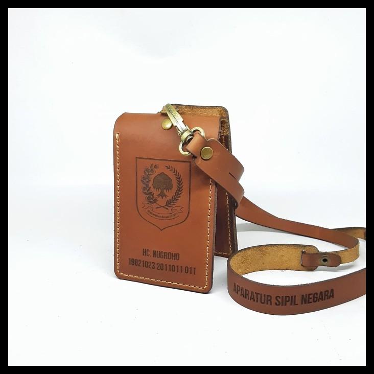 

BEST SELLER !!! ID CARD HOLDER FLIP MAGNET - KULIT BERKUALITAS TERLARIS