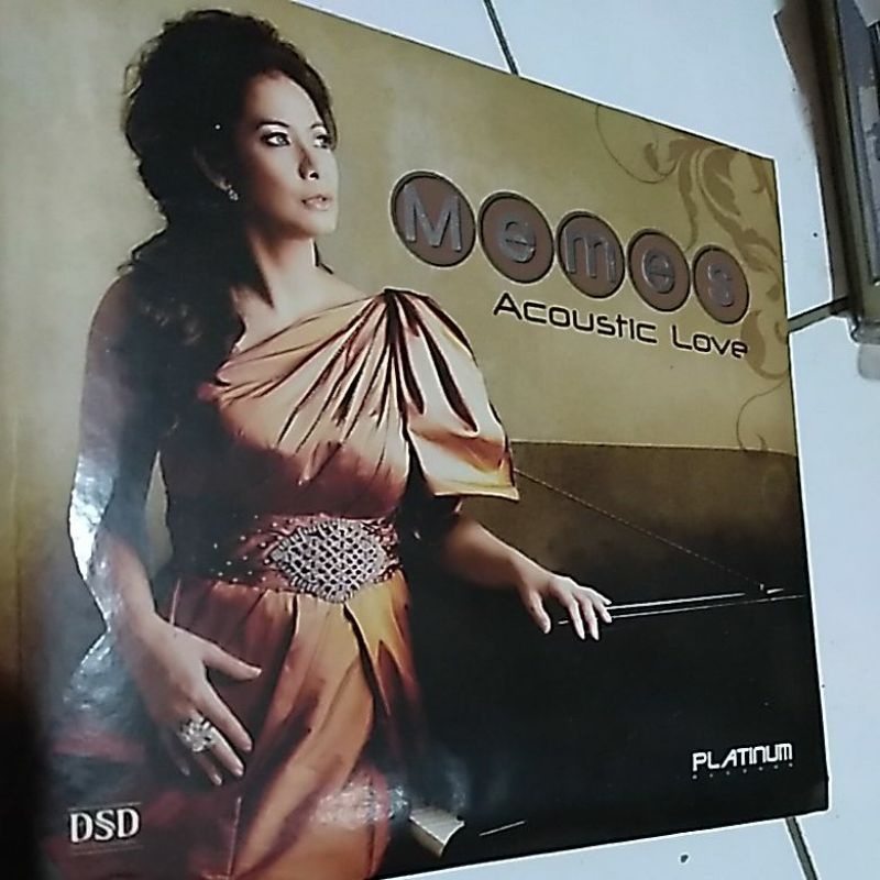 cd memes acoustic love