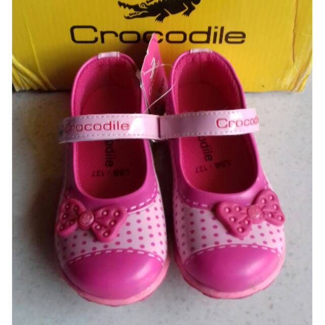 Sepatu anak crocodile