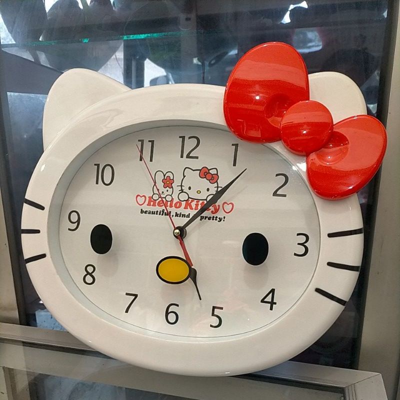 jam dinding hello kitty besar
