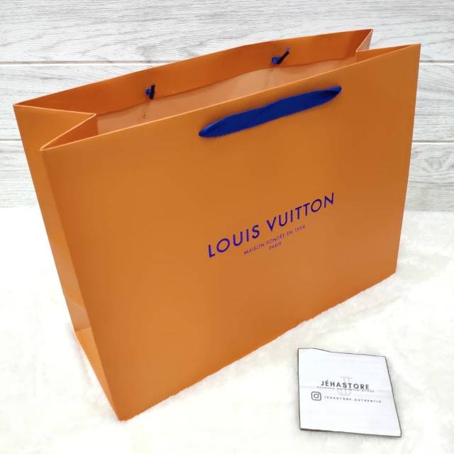

(TERLARIS) Large LOUIS VUITTON PaperBag
