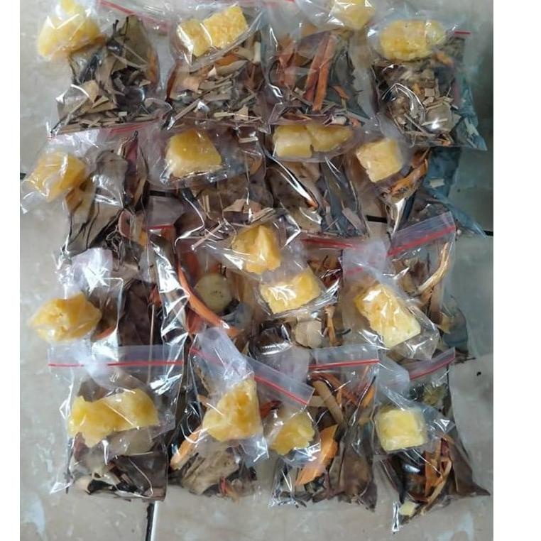 

3.3 Brand Wedang Uwuh "ꦮꦺꦢꦁꦲꦸꦮꦸꦃ" I Komplit Gula Batu 1 Pack isi 10 sachet I Antioksidan I COD I Herbal