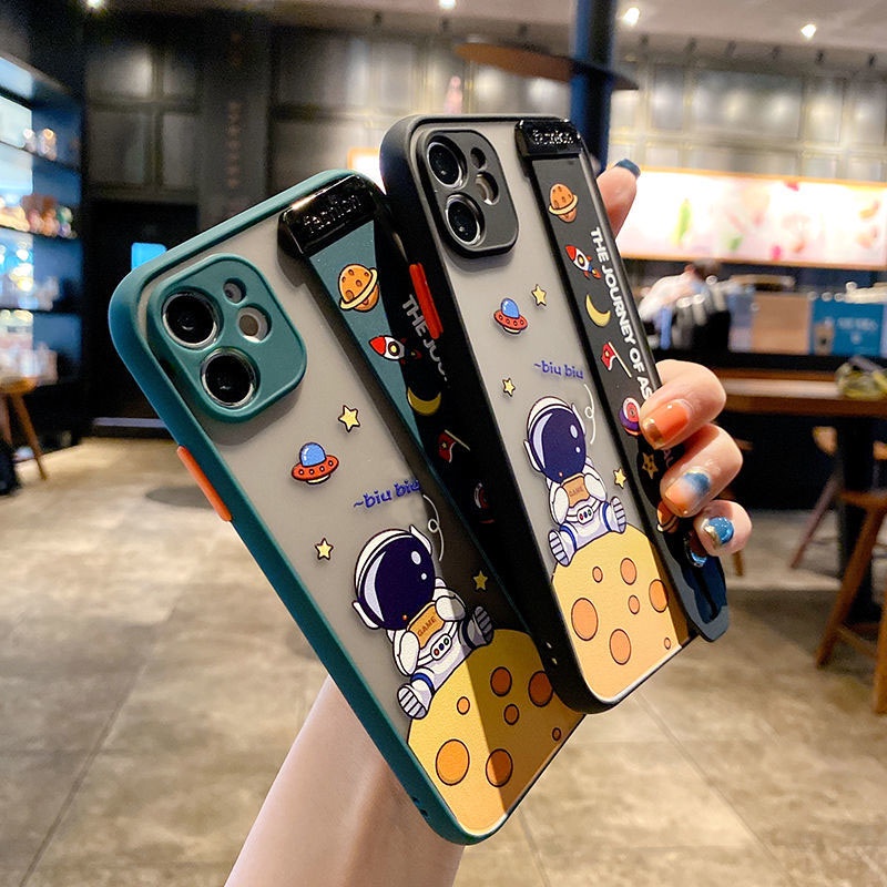 Case Motif Print Planet Man Dengan Wristband Untuk IPhone 12 13 11 Pro Max X Xs Max Xr 4470