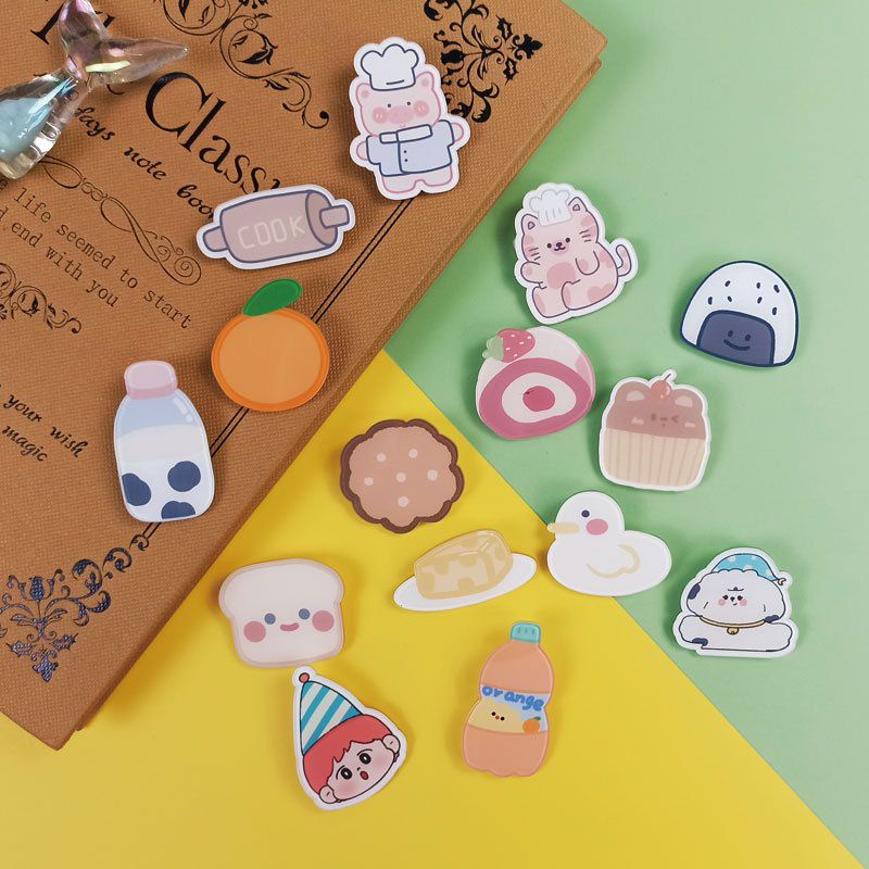 PIN ACRYLIC/GANTUNGAN BONEKA LUCU UNTUK TAS/AKSESORIS TAS/BROS DAN PIN/GANTUNGAN  KUNCI KOREA IMPORT