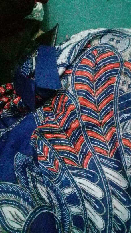 Kemeja Batik Pria Lengan Pendek Warna / Size M,l,xl,xxl Sf #1 ( Original )