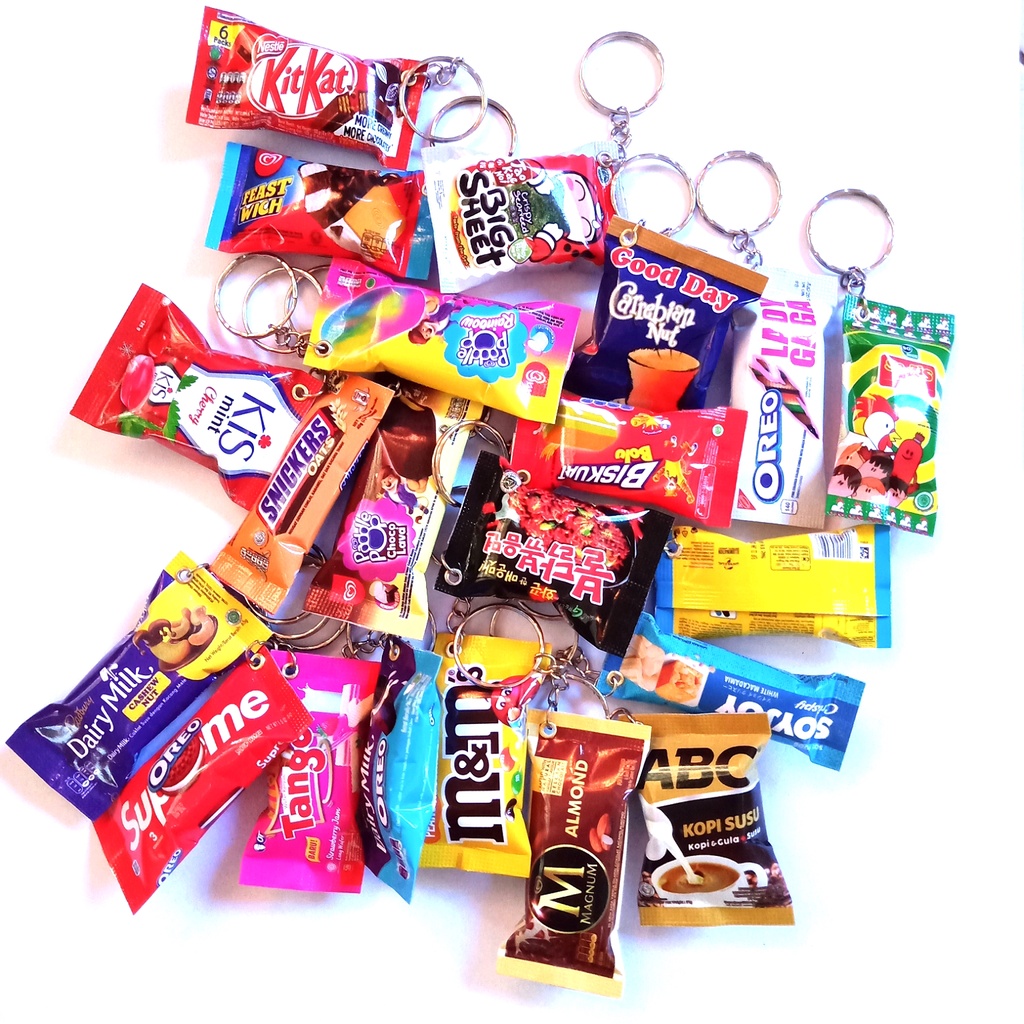 Gantungan kunci snack/ souvenir miniatur snack unik dan lucu murah