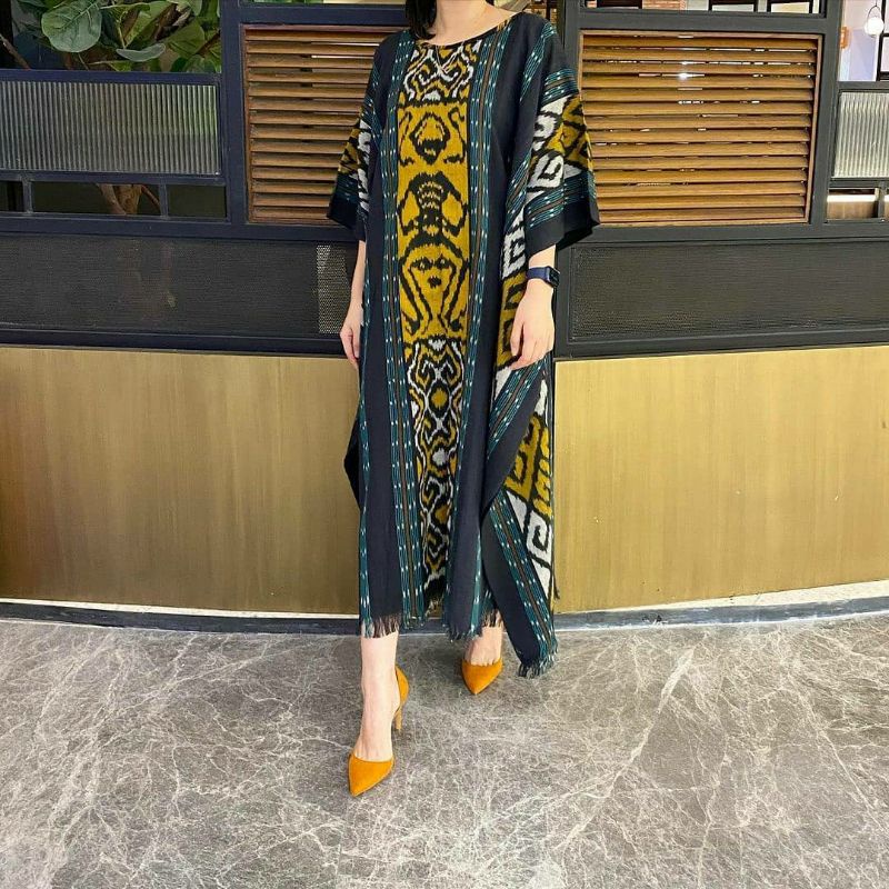 Dress Tenun/ Baju tenun etnik/ Tenun Jepara/ Tenun Nusantara