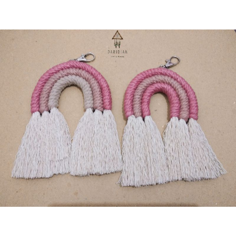 Macrame Keychain Rainbow Gantungan Kunci Makrame Pelangi