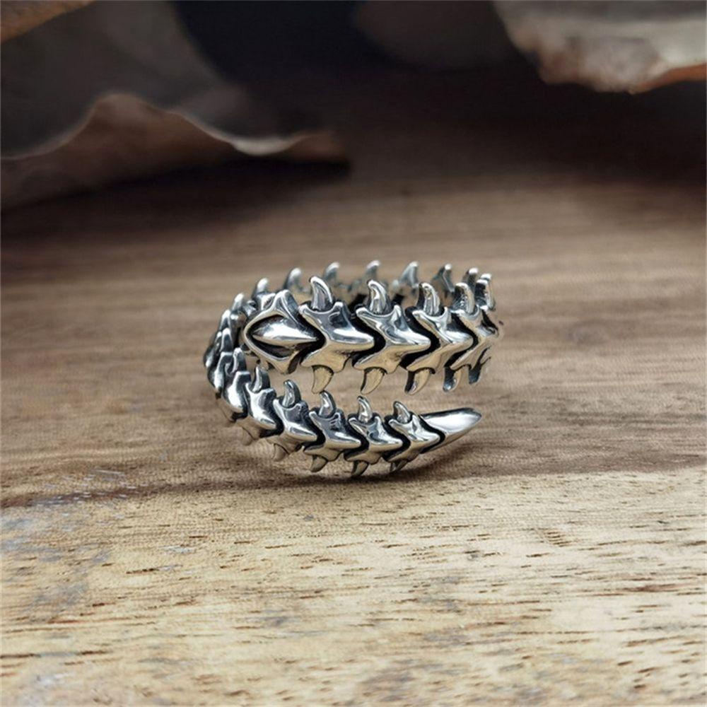 Perhiasan Cincin Lipan Nanas Unisex Batu Lilit Tulang Metal Gothic Adjustable Gaya Punk