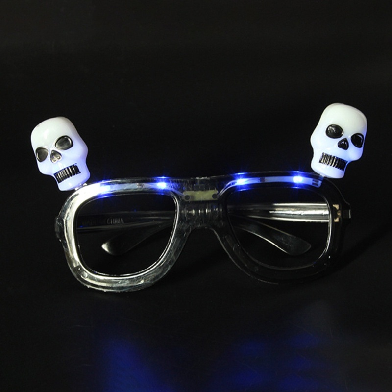 Ornamen Kacamata Desain Tengkorak Penyihir Dengan Lampu Untuk Dekorasi Pesta Halloween