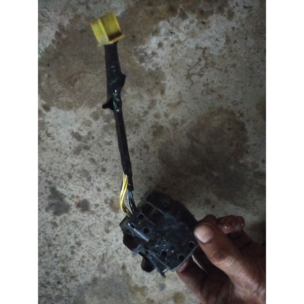 holder kiri suzuki skywave