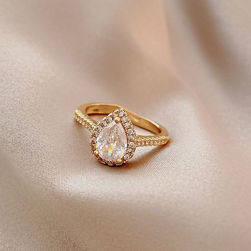 Cincin Bentuk Water Drop Bahan Zircon Untuk Wanita